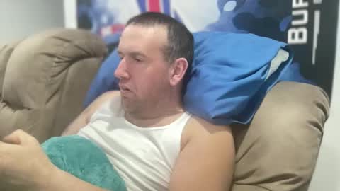 Snapshot of bigcocksuckingslut chatting on 01-18-26, 07:50 bigcocksuckingslut online show from 01-18-26, 07:50