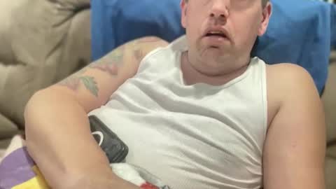 Snapshot of bigcocksuckingslut chatting on 02-01-26, 01:15 bigcocksuckingslut online show from 02-01-26, 01:15