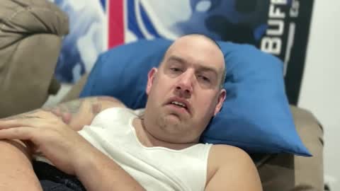 Snapshot of bigcocksuckingslut chatting on 02-11-26, 02:16 bigcocksuckingslut online show from 02-11-26, 02:16