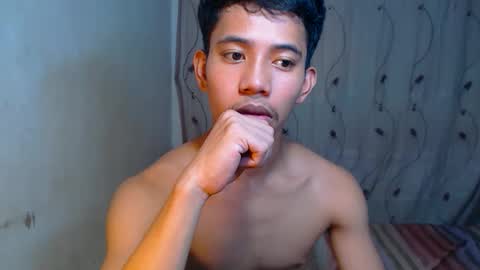 bigcockyummysex online show from 11-22-25, 04:00