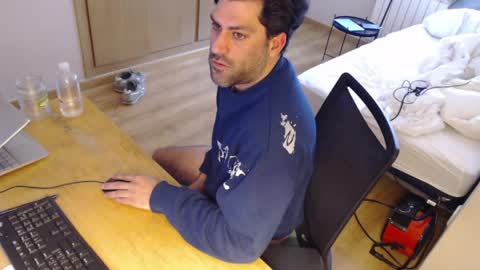 Snapshot of bigcok35spain chatting on 04-02-26, 08:23 bigcok35spain online show from 04-02-26, 08:23