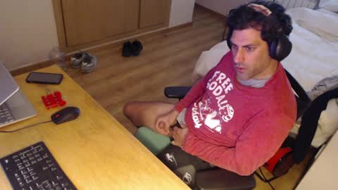 Snapshot of bigcok35spain chatting on 04-04-26, 03:20 bigcok35spain online show from 04-04-26, 03:20