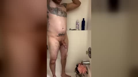 Snapshot of bigdaddbwc chatting on 07-14-26, 06:57 Naughty couple online show from 07-14-26, 06:57