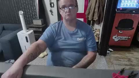 Darryl online show from 10-31-25, 09:05