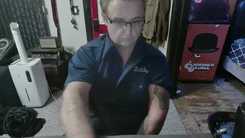 Darryl online show from 11-19-25, 10:54