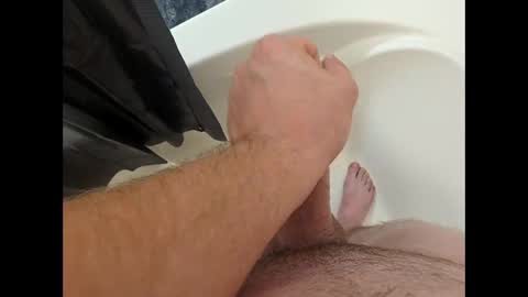 Snapshot of bigdick425283 chatting on 05-04-26, 10:44 bigdick425283 online show from 05-04-26, 10:44