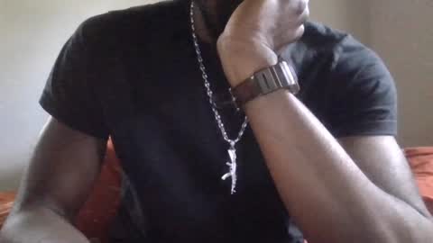 Snapshot of bigdickb917 chatting on 06-13-26, 03:43 Sir Big dick B online show from 06-13-26, 03:43
