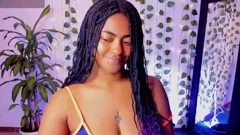 Snapshot of bigdickklatin chatting on 12-05-24, 01:25 Latssha online show from 12-05-24, 01:25