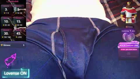 Snapshot of bigdikfreak chatting on 06-05-26, 05:14 BigDickFreak online show from 06-05-26, 05:14