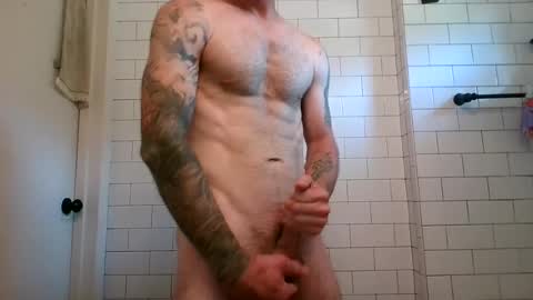 Snapshot of bigfox27 chatting on 06-20-26, 04:32 bigfox27 online show from 06-20-26, 04:32
