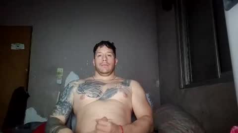 Snapshot of biggeboyy chatting on 05-08-26, 02:06 biggeboyy online show from 05-08-26, 02:06