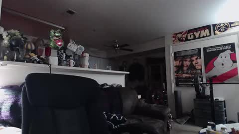 Snapshot of biggerisbetter21 chatting on 02-25-26, 04:44 biggerisbetter21 online show from 02-25-26, 04:44