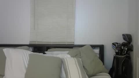 Gavin online show from 02-09-25, 04:14