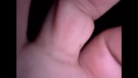 Snapshot of bigguunn chatting on 12-22-25, 01:41 bigguunn online show from 12-22-25, 01:41