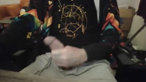 Snapshot of bigguy8686 chatting on 11-02-25, 12:24 bigguy8686 online show from 11-02-25, 12:24