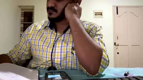 bighandsomesatisfy online show from 02-21-25, 06:26