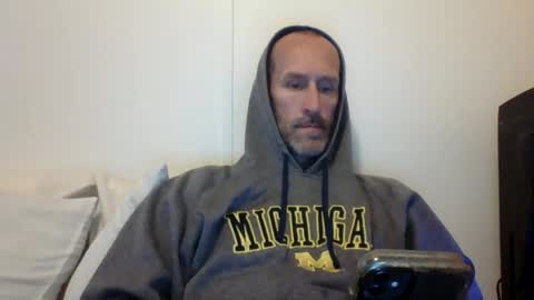 Snapshot of bighugemouthful chatting on 09-14-25, 03:49 Chaz online show from 09-14-25, 03:49