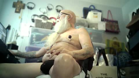 bigjeff01 online show from 09-15-25, 01:11