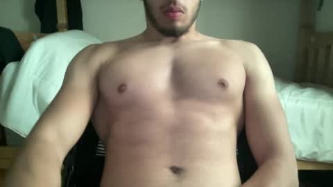 bigmanhaha12 online show from 10-05-25, 08:51