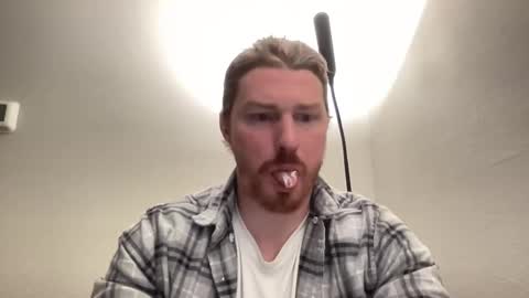 Snapshot of bigmcr1 chatting on 01-15-25, 01:23 Nick Barker online show from 01-15-25, 01:23