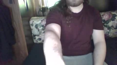 Snapshot of bigpeins_ chatting on 06-08-26, 05:02 bigpeins_ online show from 06-08-26, 05:02