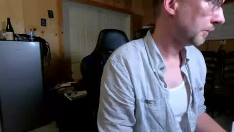 Snapshot of bigpetey22 chatting on 07-01-26, 03:52 bigpetey22 online show from 07-01-26, 03:52