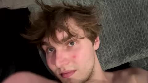 bigskinnyboyshh online show from 04-17-26, 02:25