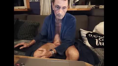 bigswe1 online show from 12-26-24, 04:53