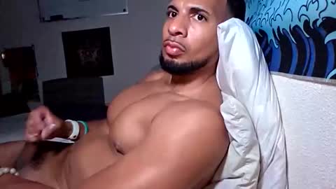 bigswoletroll online show from 03-25-26, 09:48