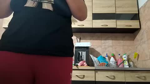 Snapshot of bigtitslala chatting on 09-16-25, 07:04 bigtitslala online show from 09-16-25, 07:04