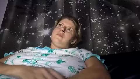 Snapshot of bigtitslala chatting on 10-11-25, 08:29 bigtitslala online show from 10-11-25, 08:29