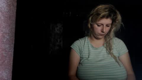 Snapshot of bigtitslala chatting on 10-22-25, 07:13 bigtitslala online show from 10-22-25, 07:13