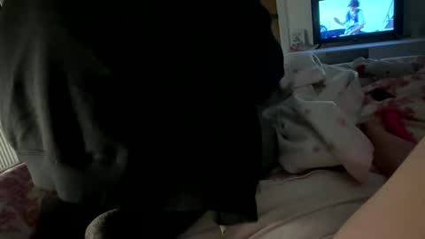 Snapshot of bigwhitecollegebull chatting on 10-20-25, 05:19 bigwhitecollegebull online show from 10-20-25, 05:19