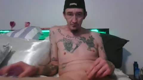 Snapshot of bigwhtrooster412 chatting on 02-19-26, 02:18 BigWhtRooster412 online show from 02-19-26, 02:18