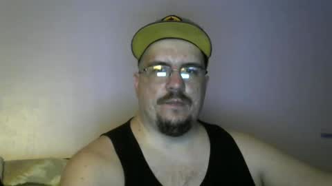 Snapshot of bigxcountry_39 chatting on 09-21-25, 01:40 bigxcountry_39 online show from 09-21-25, 01:40
