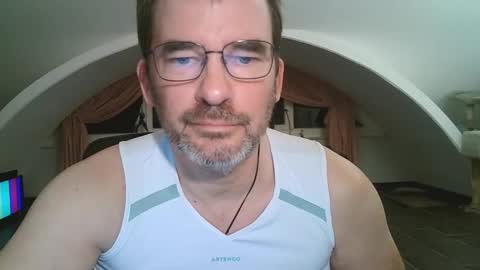 bikertom1988 online show from 12-07-24, 09:44