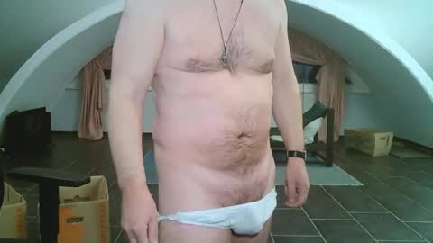 bikertom1988 online show from 01-06-25, 06:58