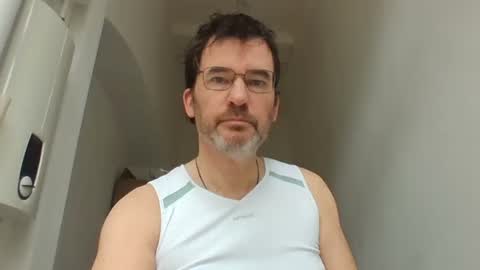 bikertom1988 online show from 02-16-25, 12:10