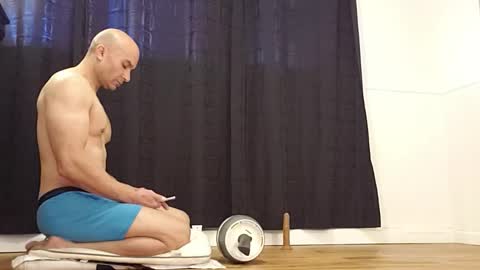 Snapshot of bilie11 chatting on 12-16-25, 06:35 Bilie online show from 12-16-25, 06:35