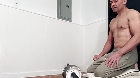 Snapshot of bilie11 chatting on 01-08-26, 09:39 Bilie online show from 01-08-26, 09:39