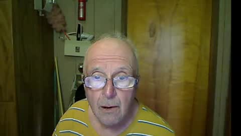Snapshot of bill_25061 chatting on 06-24-26, 11:04 bill_25061 online show from 06-24-26, 11:04