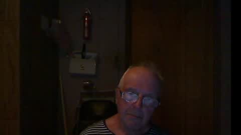 Snapshot of bill_25061 chatting on 07-11-26, 01:41 bill_25061 online show from 07-11-26, 01:41
