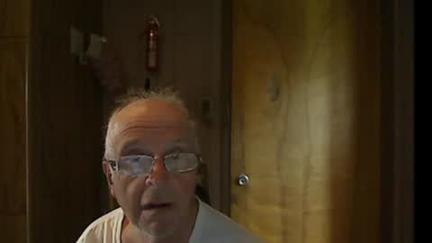 Snapshot of bill_25061 chatting on 07-19-26, 08:12 bill_25061 online show from 07-19-26, 08:12