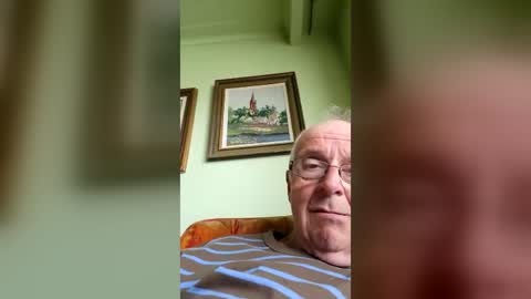 Snapshot of bill_25061 chatting on 08-02-26, 04:38 bill_25061 online show from 08-02-26, 04:38