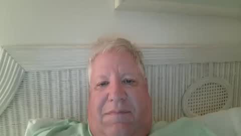 Snapshot of billernest99 chatting on 04-05-26, 01:47 billernest99 online show from 04-05-26, 01:47