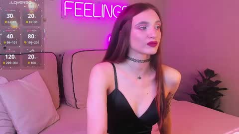 Snapshot of billie_simmons chatting on 06-11-26, 09:29 Alisha online show from 06-11-26, 09:29