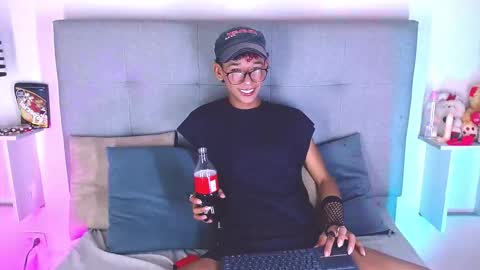 B-I-L-L-I-E 3 online show from 10-07-25, 05:37