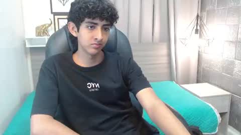 Snapshot of billiejean18 chatting on 07-14-26, 02:34 Billie Jean online show from 07-14-26, 02:34