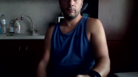Snapshot of billos26 chatting on 09-19-25, 07:10 billys greece online show from 09-19-25, 07:10