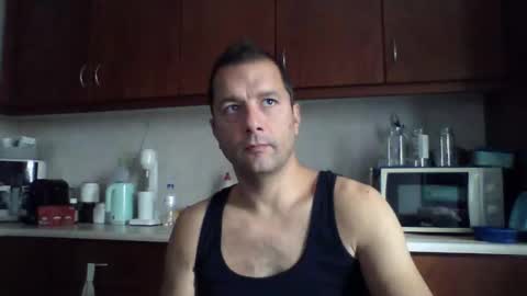 Snapshot of billos26 chatting on 10-07-25, 08:00 billys greece online show from 10-07-25, 08:00